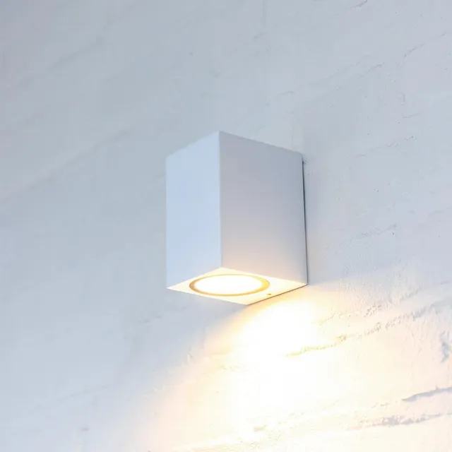 Hoftronic Marion Wandleuchte weiß GU10 IP65 dimmbar