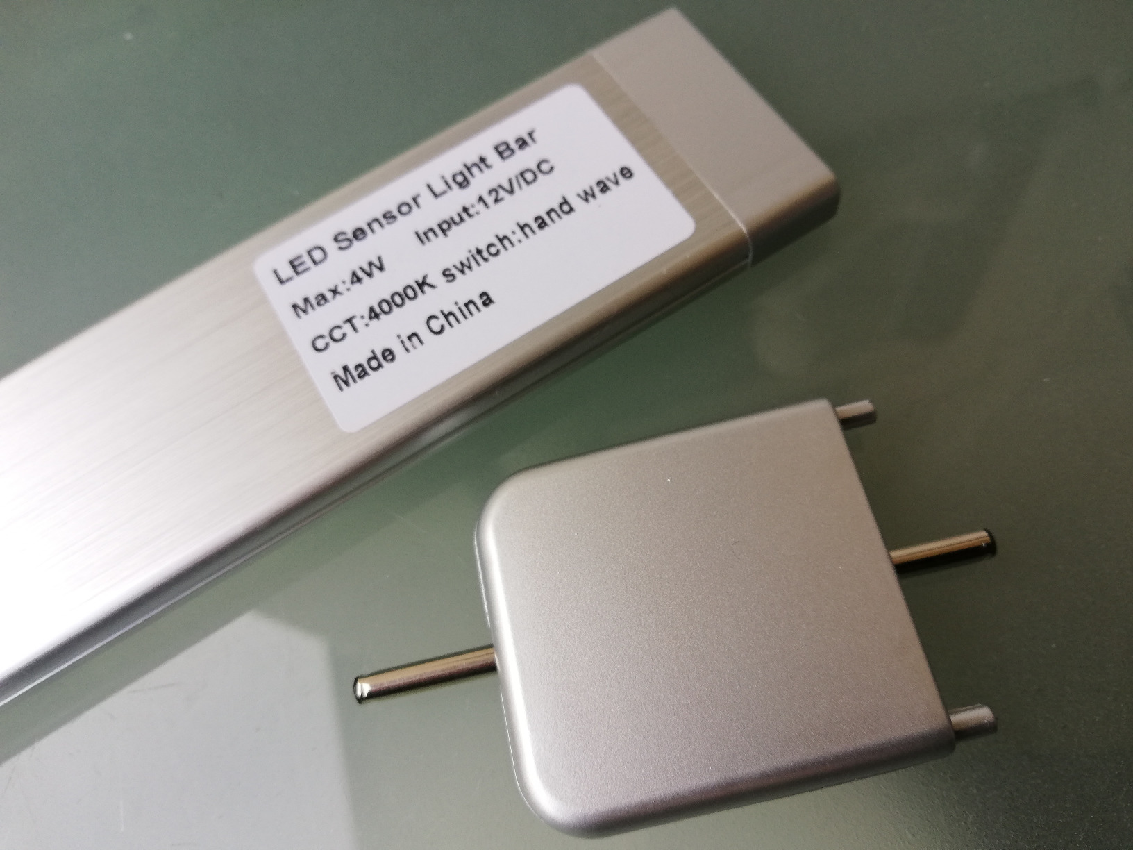 Phonar 61 cm LED Unterbauleuchte 2er Pack 4000K Sensor