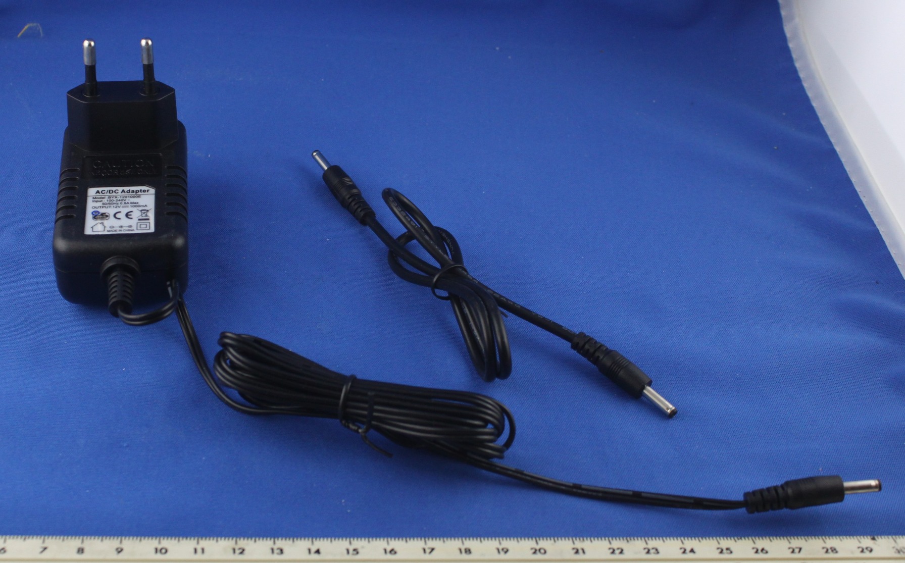 Phonar 61 cm LED Unterbauleuchte 2er Pack 4000K Sensor