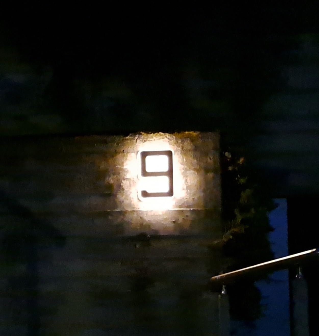 Paulmann 79850 Solar-Hausnummer 9 IP44 warmweiß