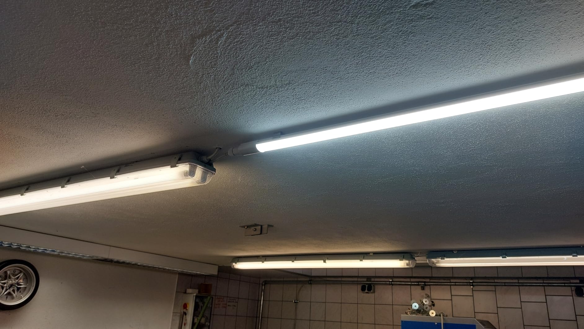 MATO Feuchtraumleuchte LED 120cm 36W 6500K kaltweiß 2 Stück