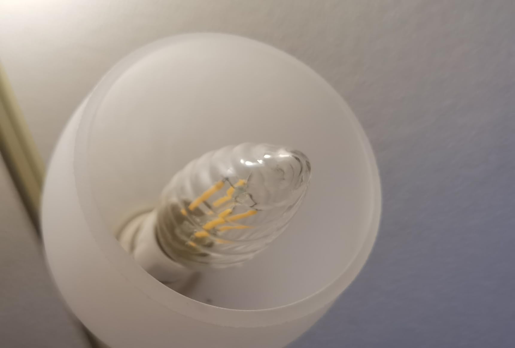 Paulmann 28707 LED Filament Kerze E14 4,7W Klar Warmweiß