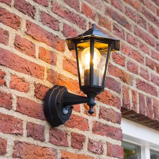 Hoftronic Huron Wandleuchte außen E27 schwarz mit Sensor
