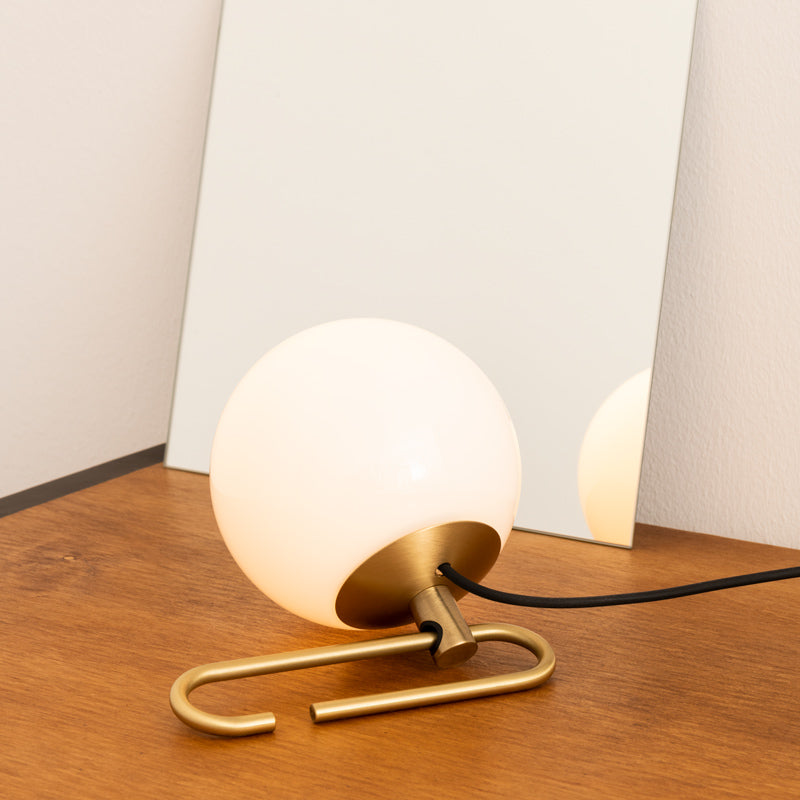 Artemide NH1217 Tischleuchte Glas Messing warm