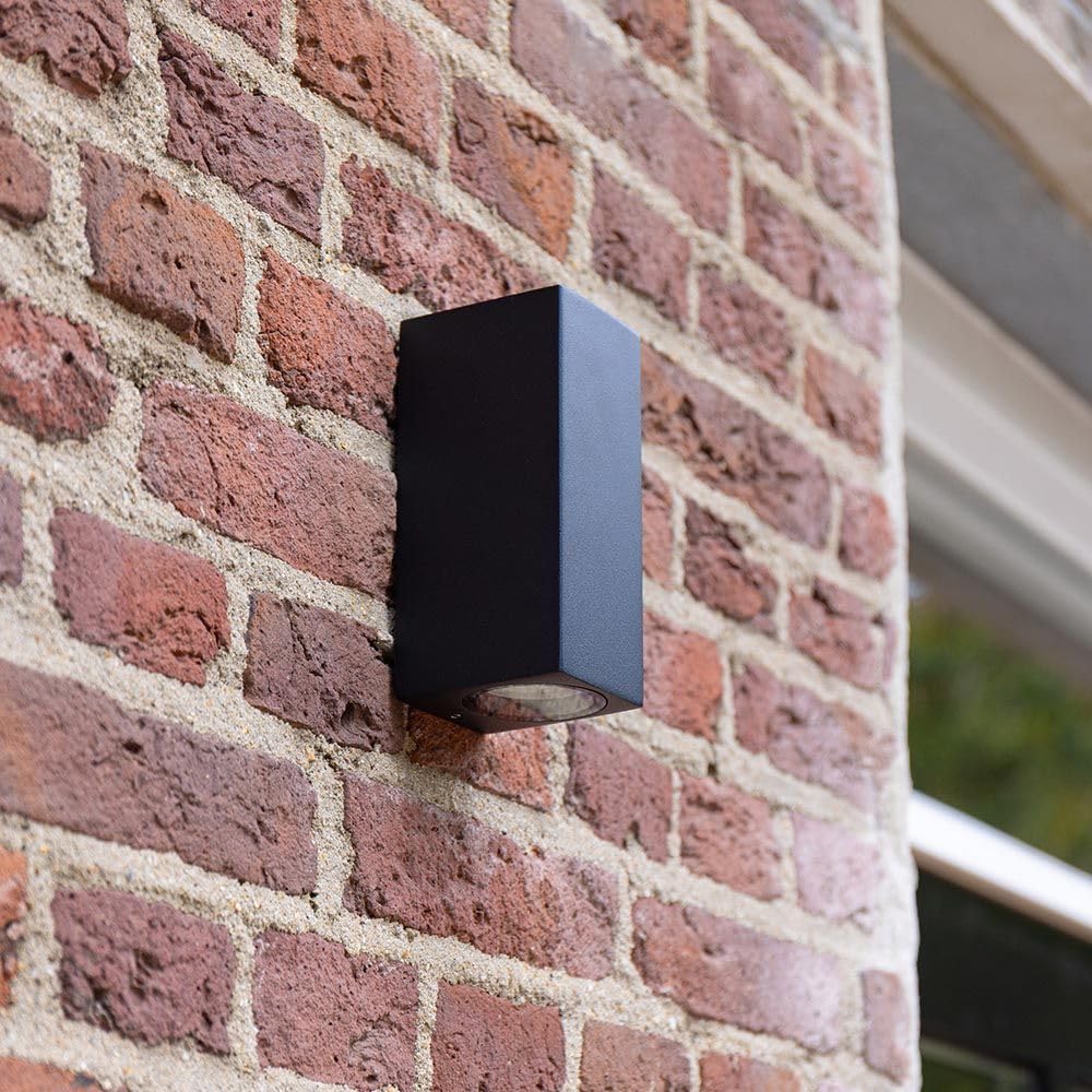 Hoftronic Selma Außenwandleuchte schwarz IP65 2xGU10