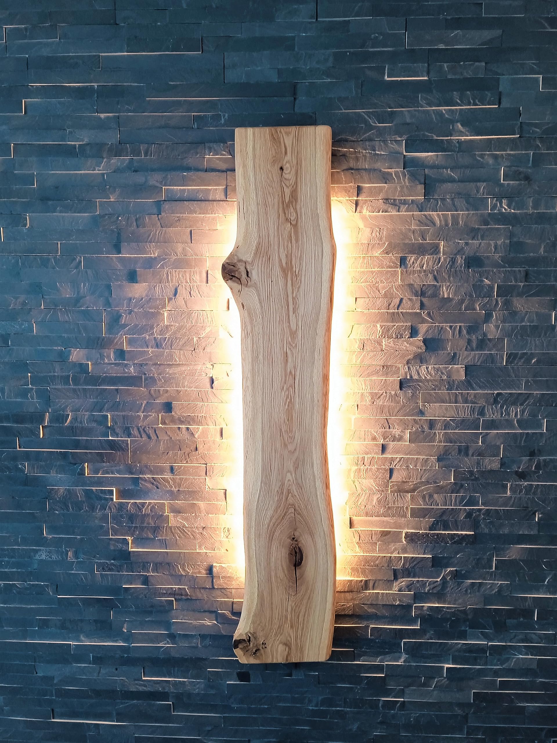 Friesenlicht Aiko Wandleuchte 120 cm Eiche